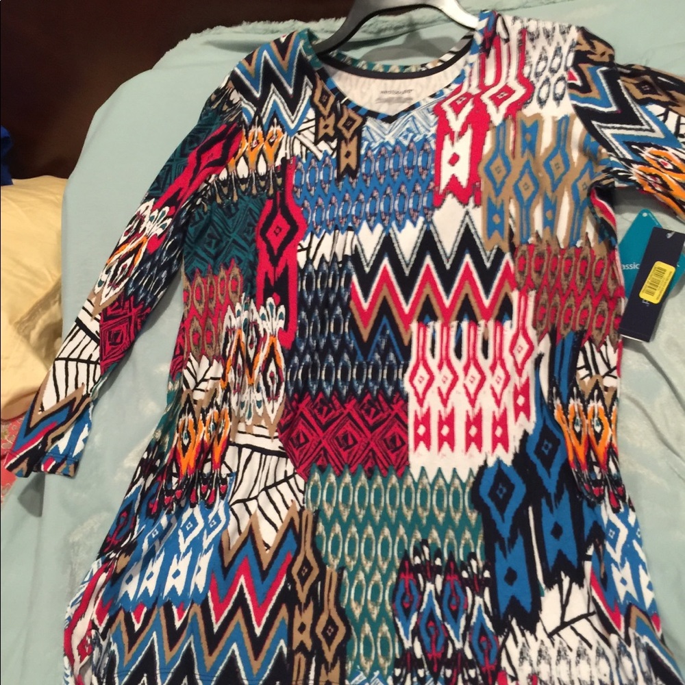 NWT colorful long sleeve top by Westbound brand